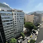 Cobertura Com 6 Quartos E Vista